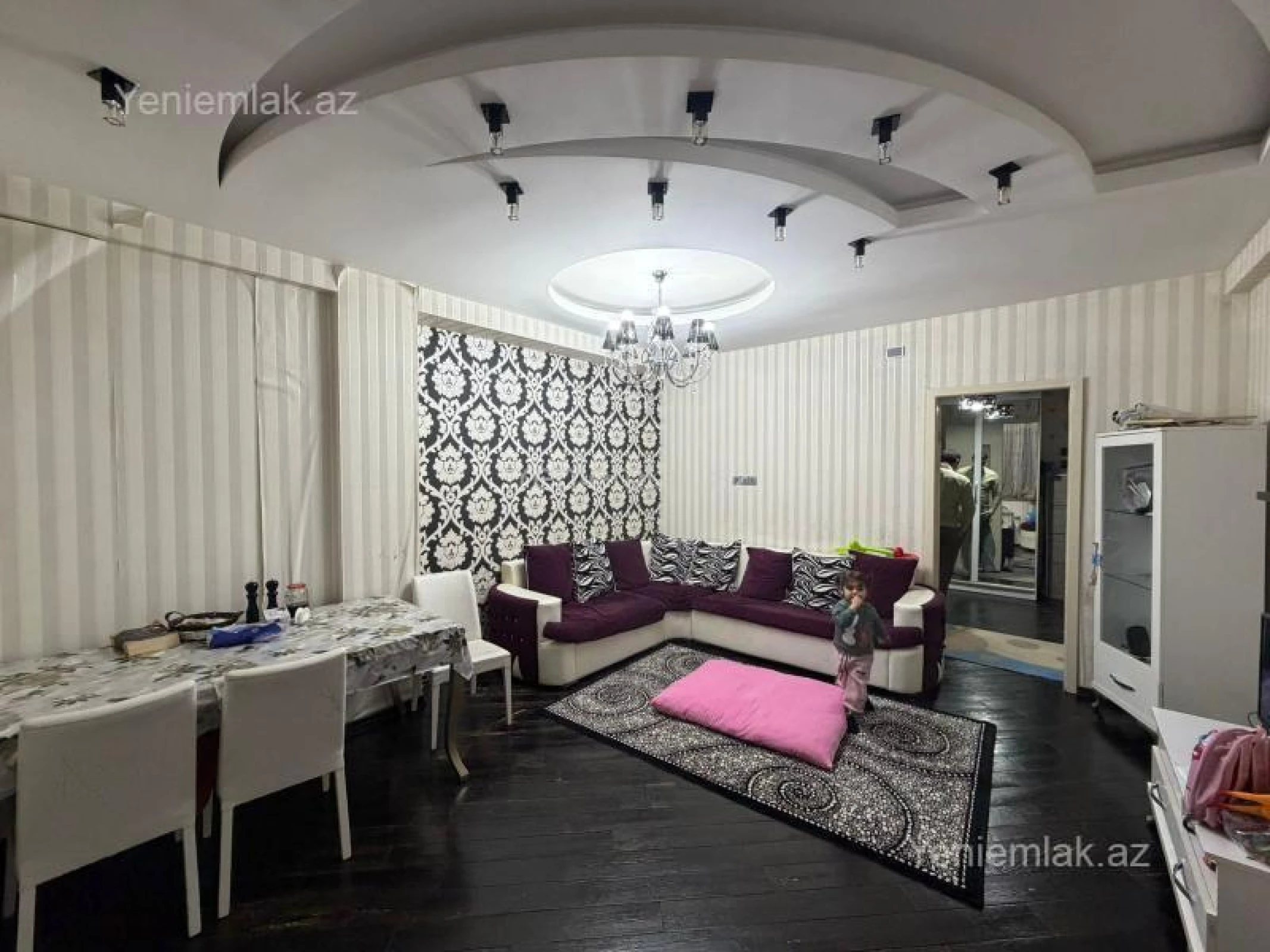 Satılır 3 otaqlı yeni tikili 100 m²