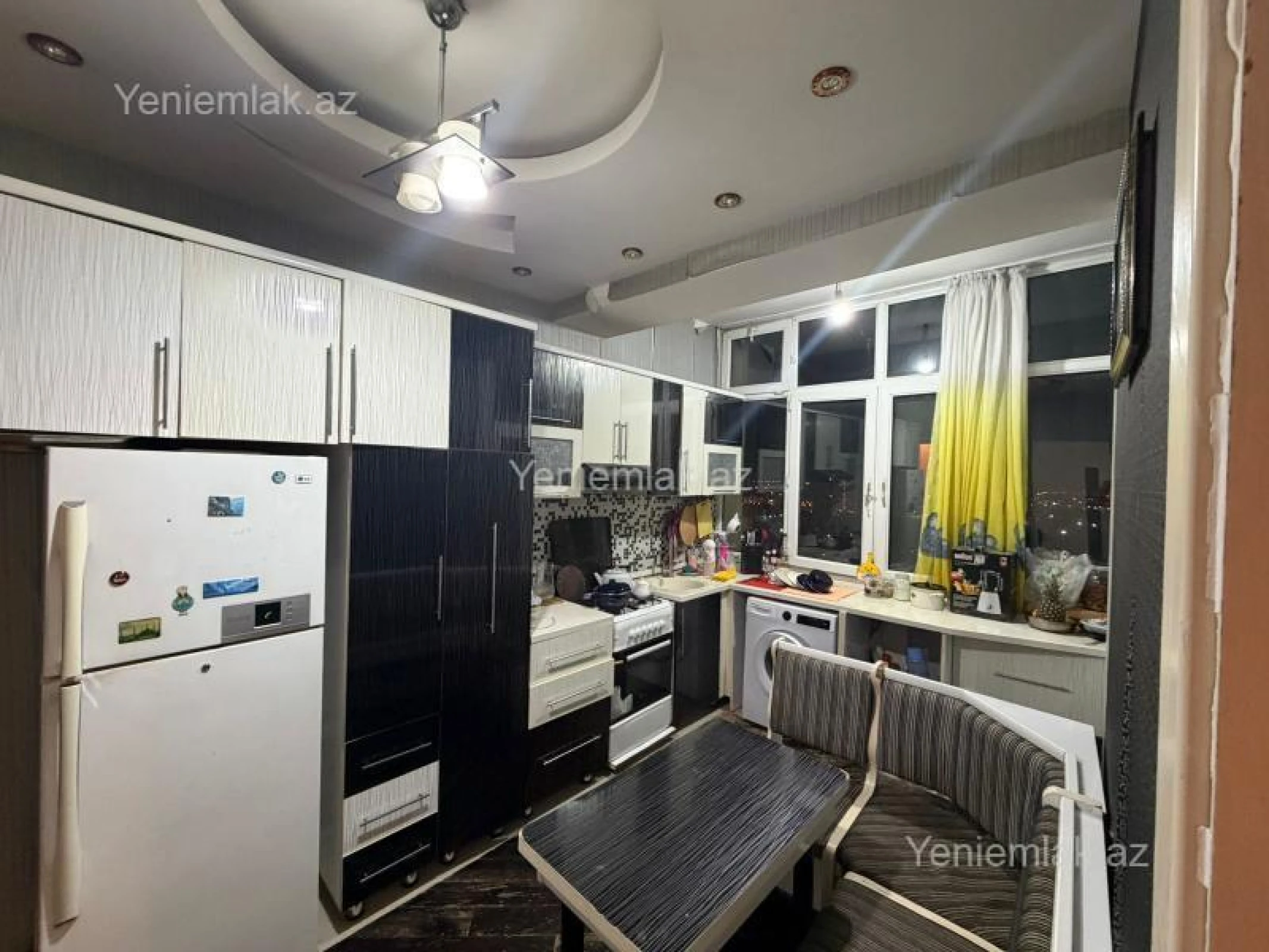 Satılır 3 otaqlı yeni tikili 100 m²