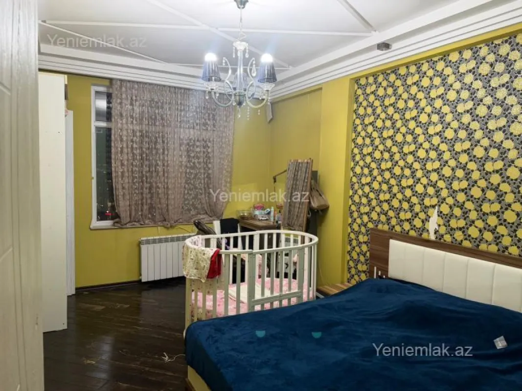 Satılır 3 otaqlı yeni tikili 100 m²