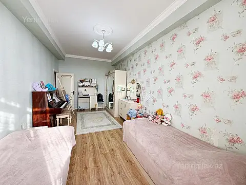 Satılır 3 otaqlı yeni tikili 110 m²