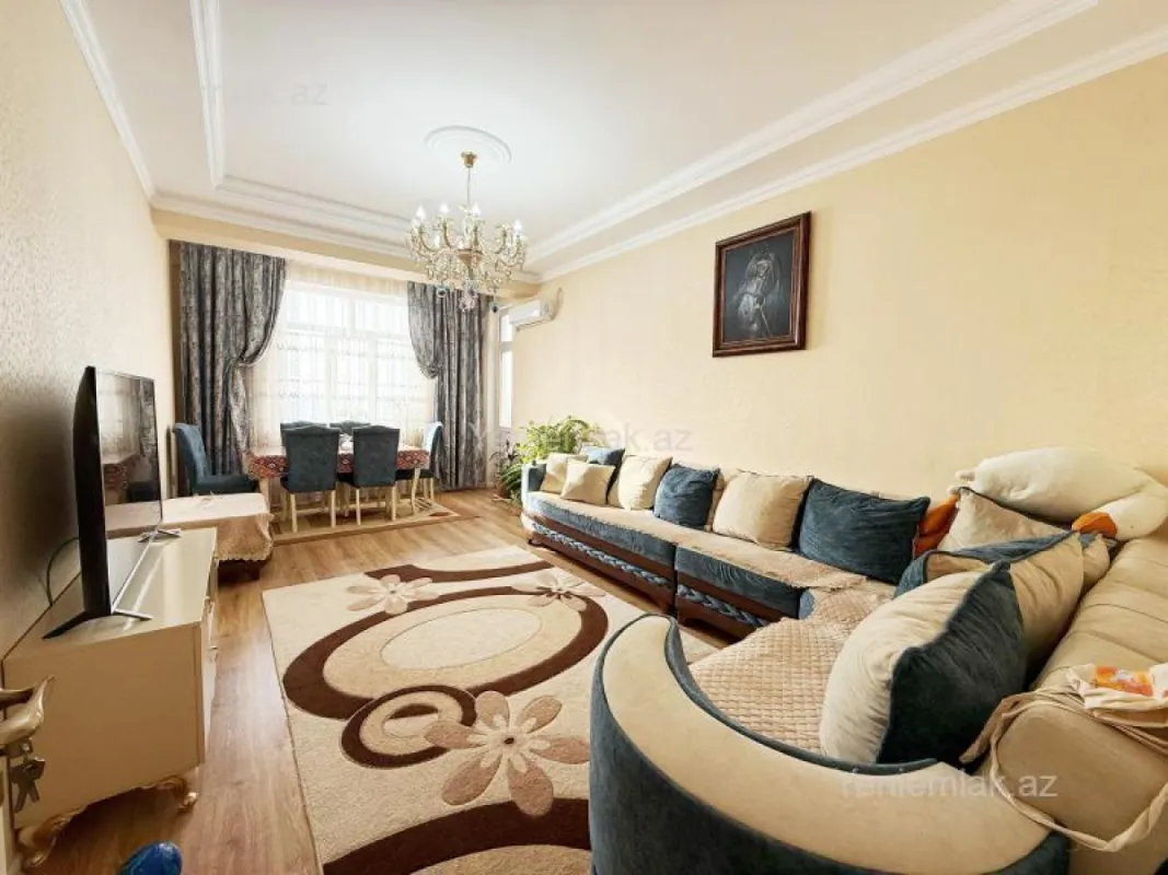 Satılır 3 otaqlı yeni tikili 110 m²