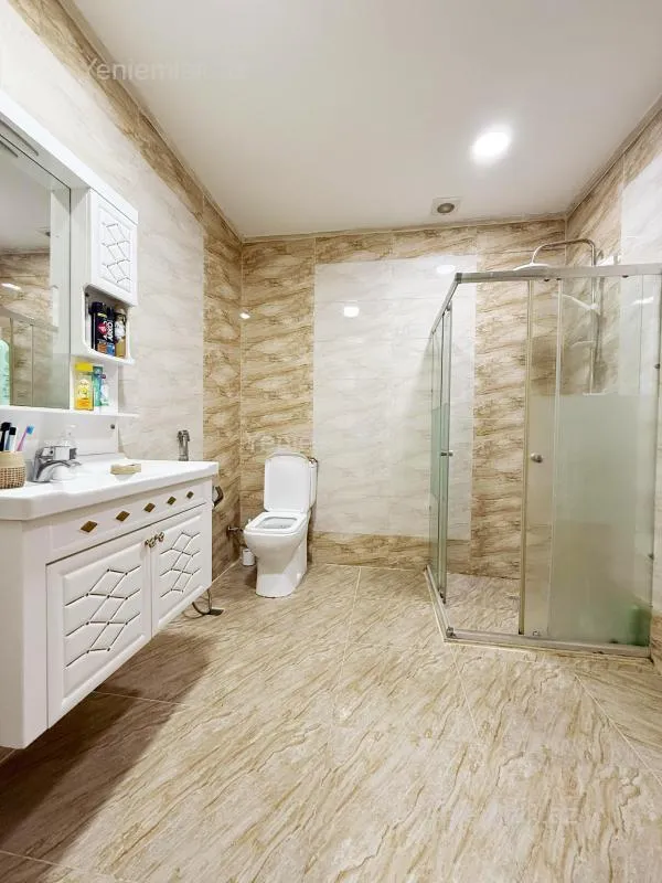 Satılır 3 otaqlı yeni tikili 110 m²