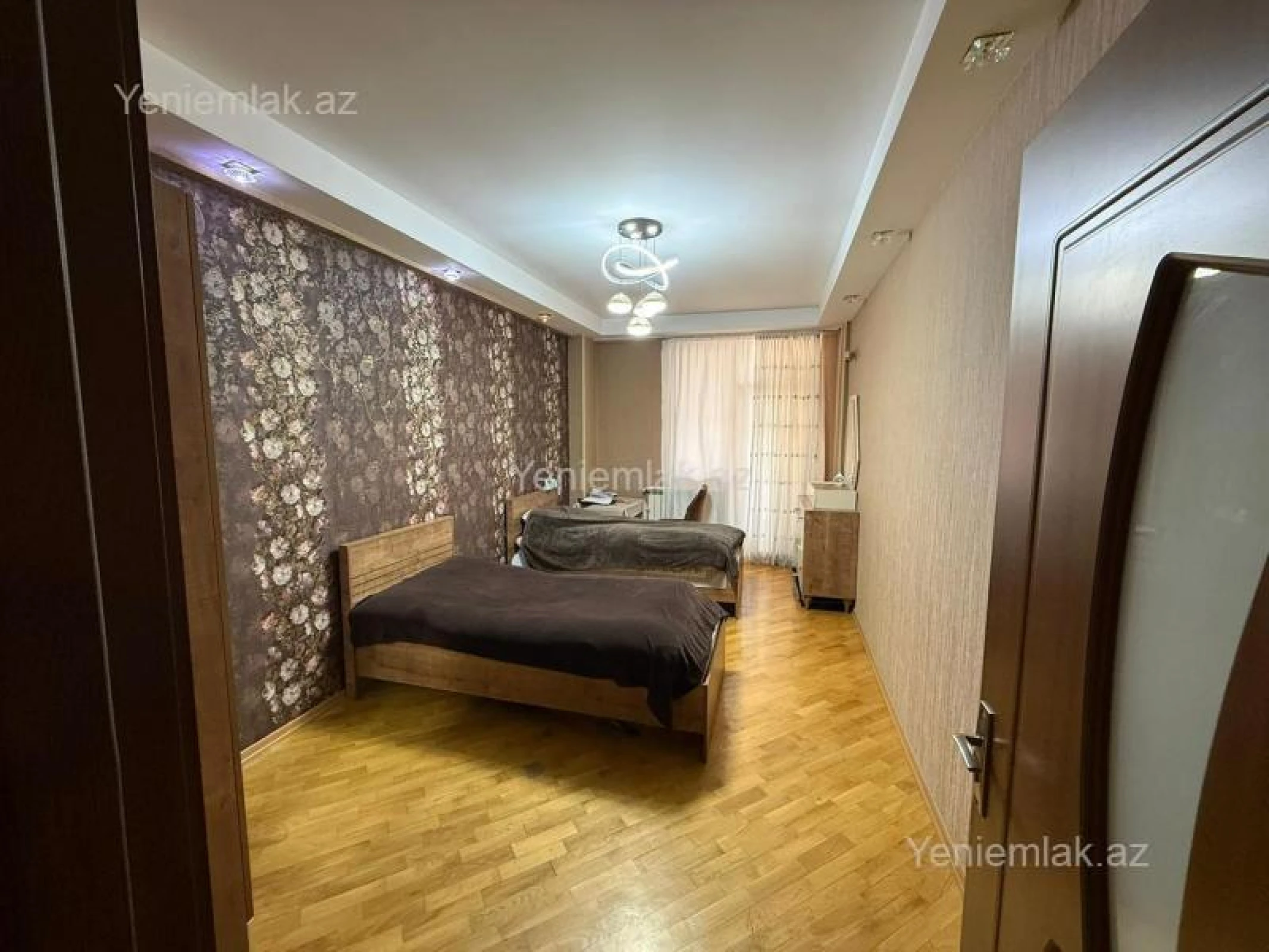 Satılır 2 otaqlı yeni tikili 80 m²