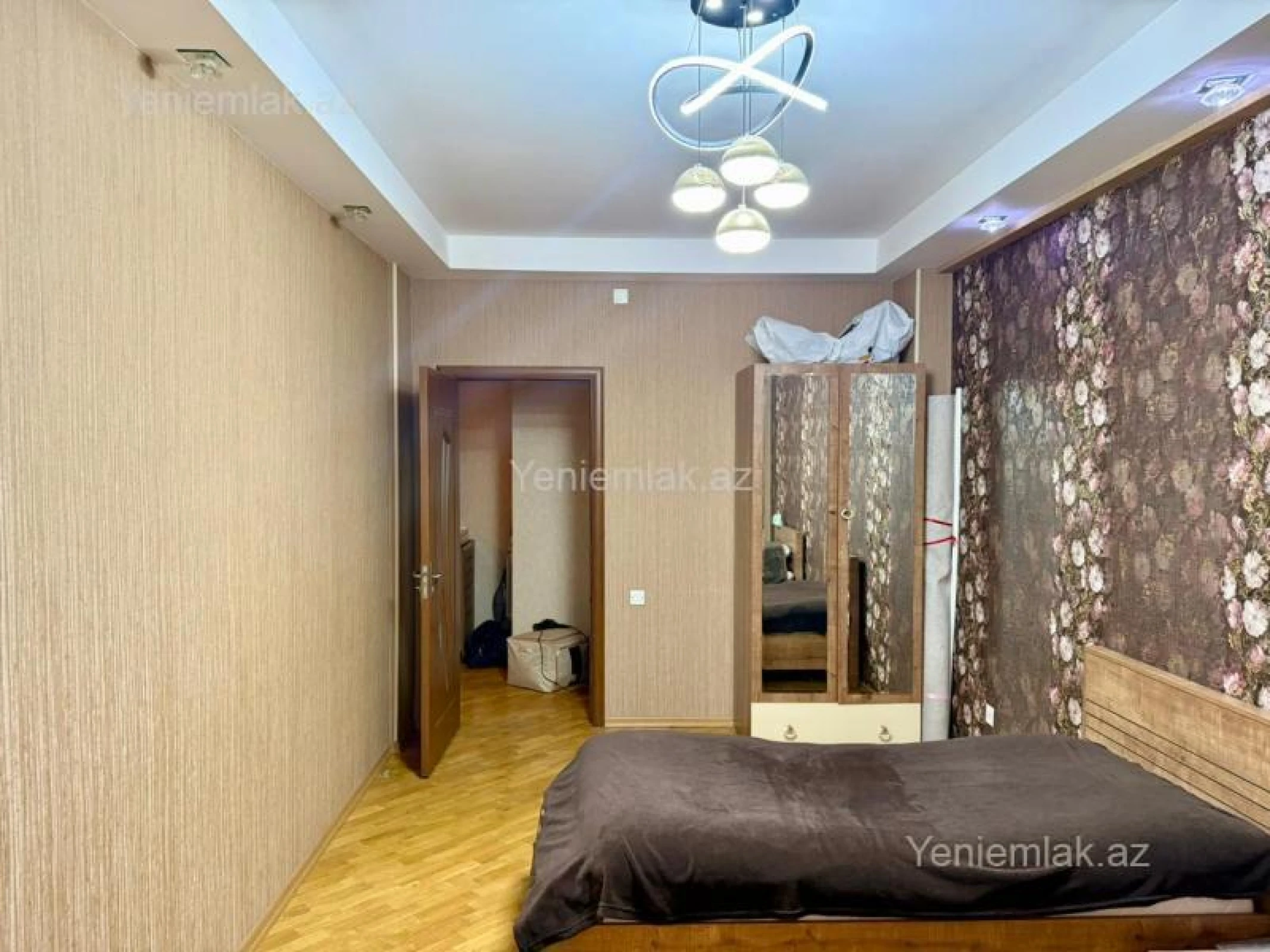 Satılır 2 otaqlı yeni tikili 80 m²