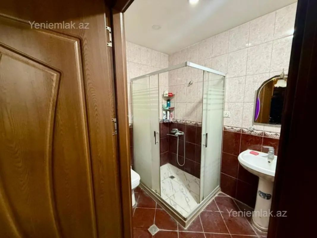Satılır 2 otaqlı yeni tikili 80 m²