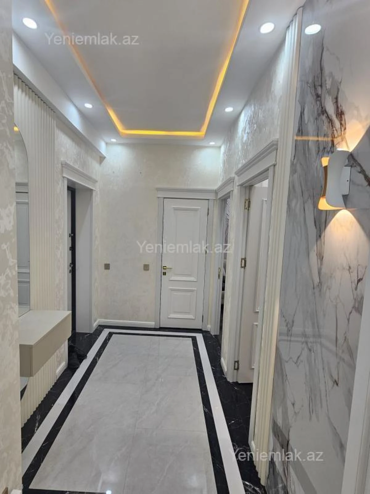Satılır 2 otaqlı yeni tikili 75 m²