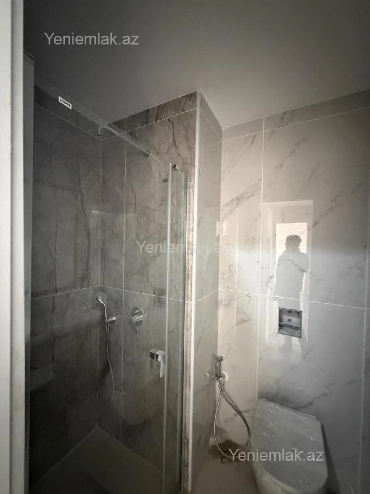 Satılır 3 otaqlı yeni tikili 73 m²