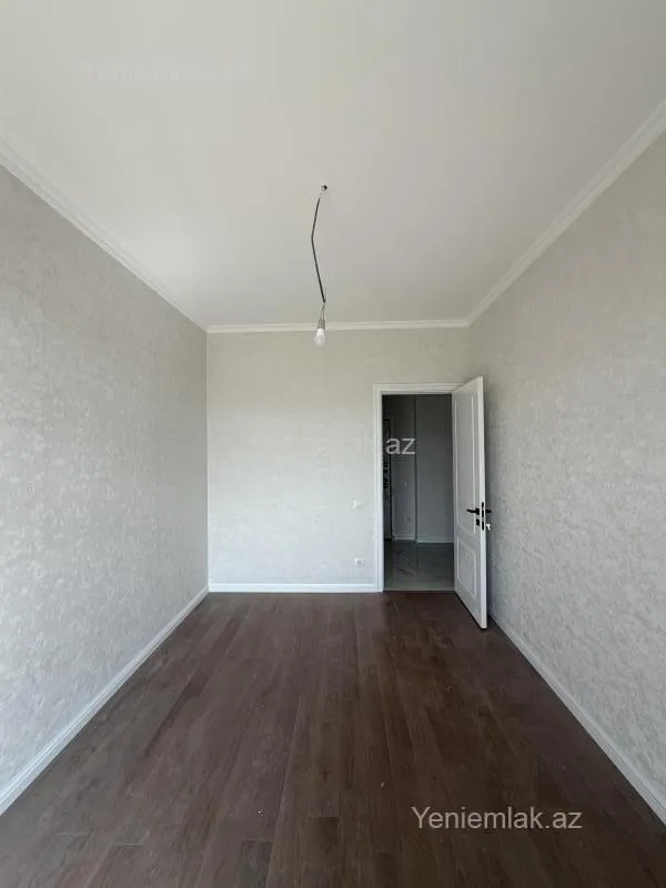 Satılır 3 otaqlı yeni tikili 73 m²