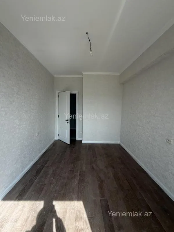 Satılır 3 otaqlı yeni tikili 73 m²