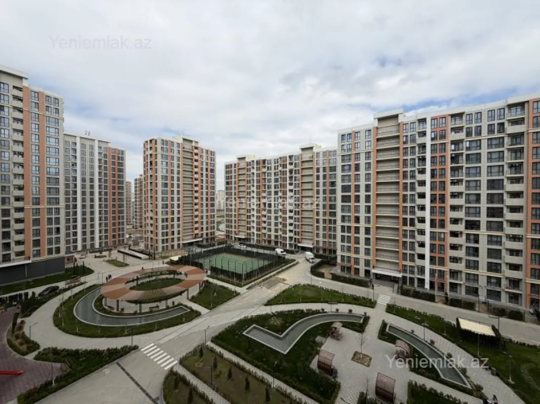 Satılır 3 otaqlı yeni tikili 73 m²
