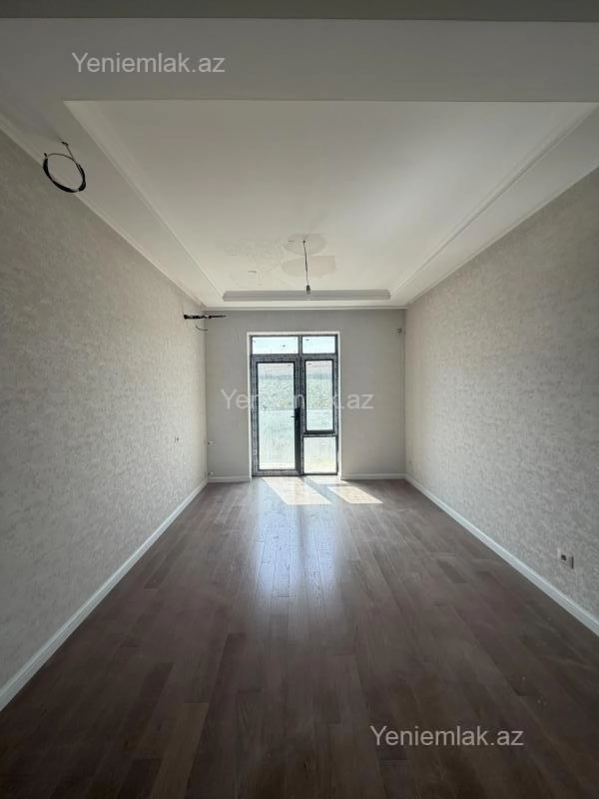 Satılır 3 otaqlı yeni tikili 73 m²