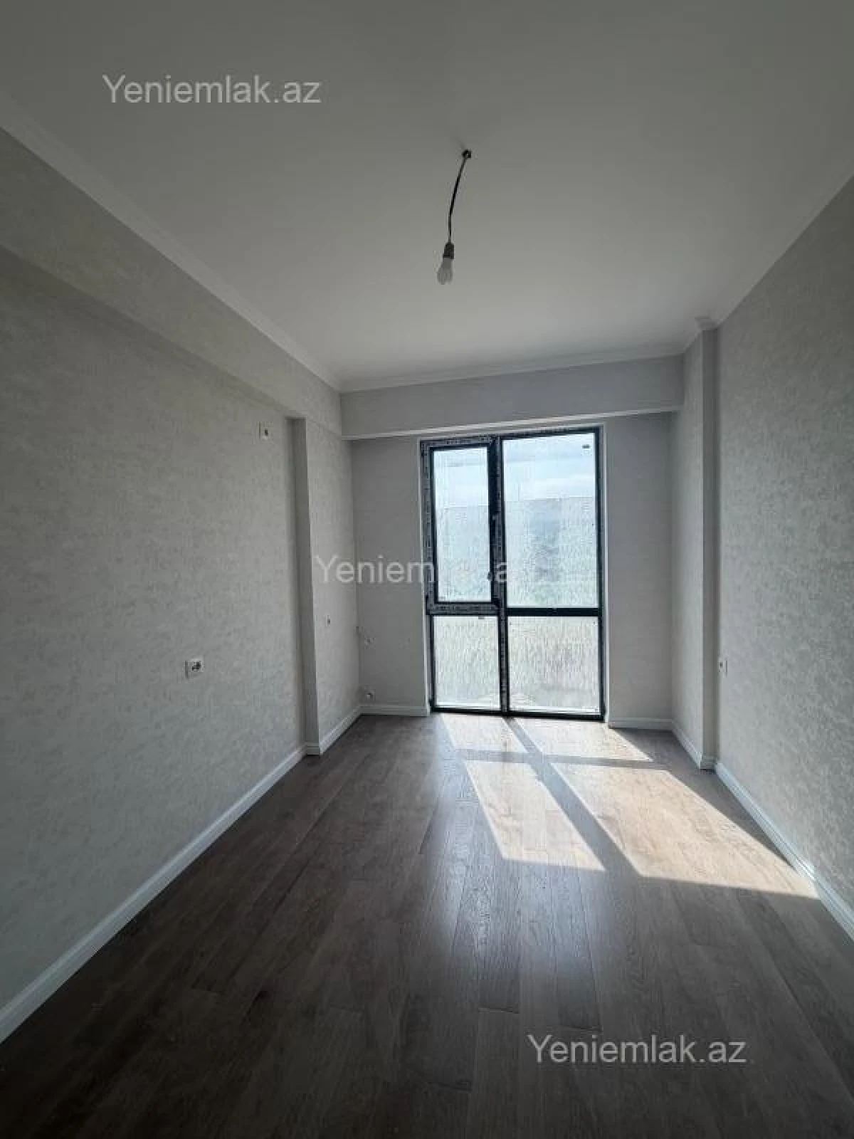 Satılır 3 otaqlı yeni tikili 73 m²