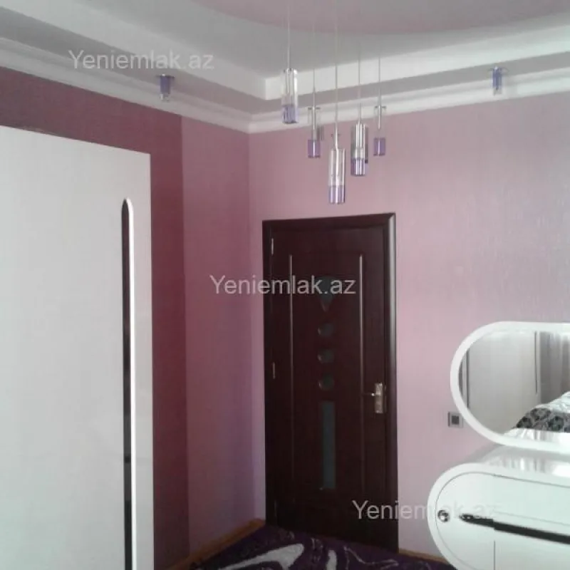 Satılır 3 otaqlı yeni tikili 120 m²