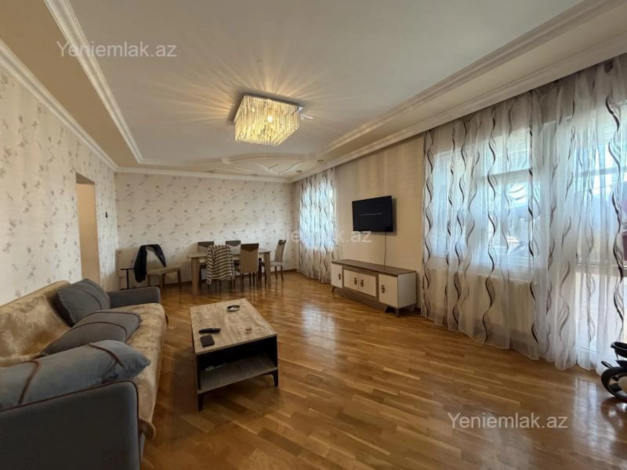 Satılır 5 otaqlı köhnə tikili 100 m²