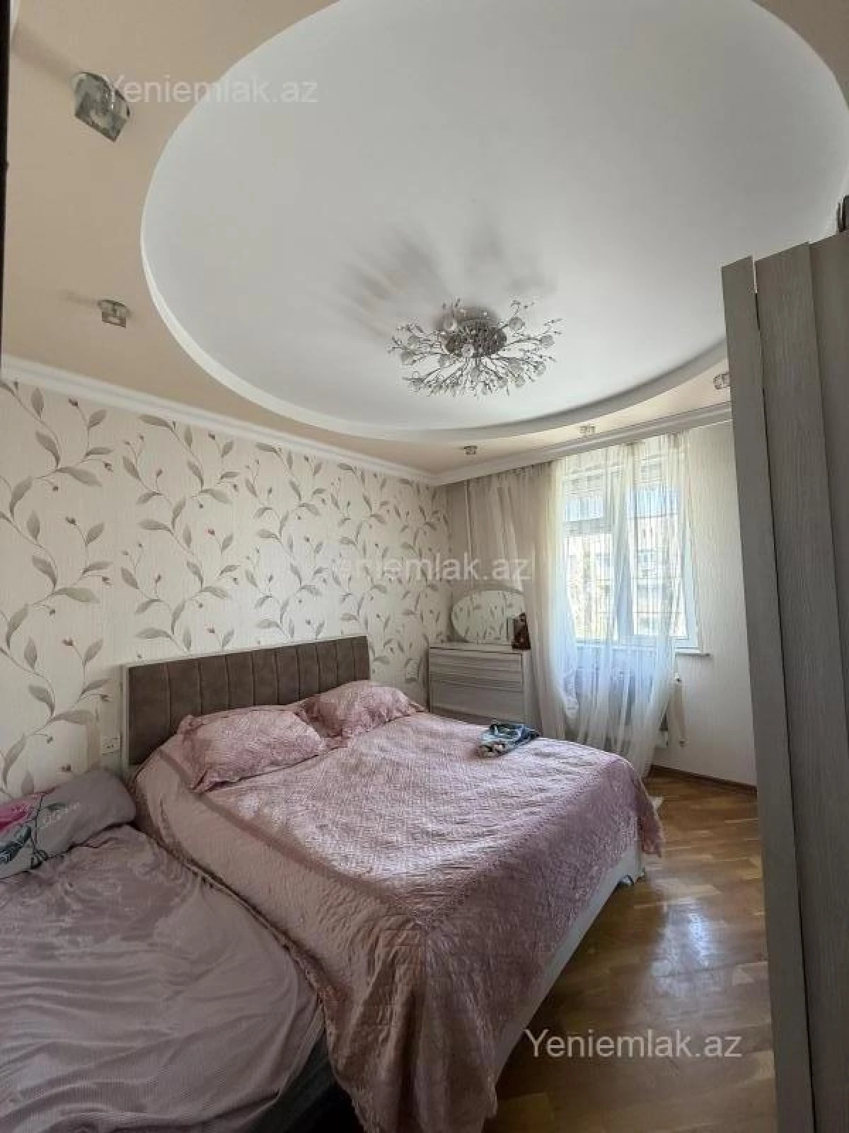 Satılır 5 otaqlı köhnə tikili 100 m²