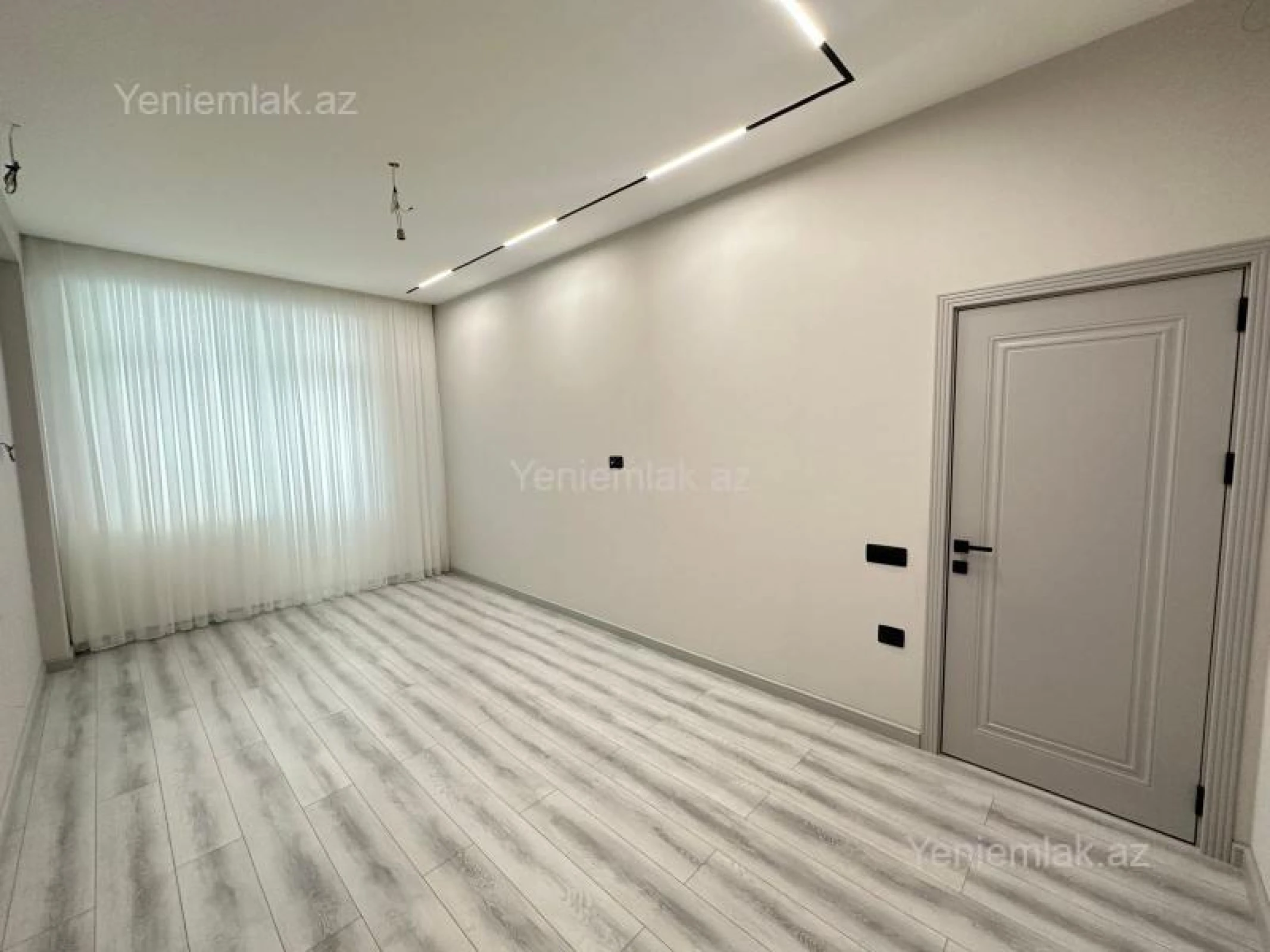 Satılır 3 otaqlı yeni tikili 131 m²
