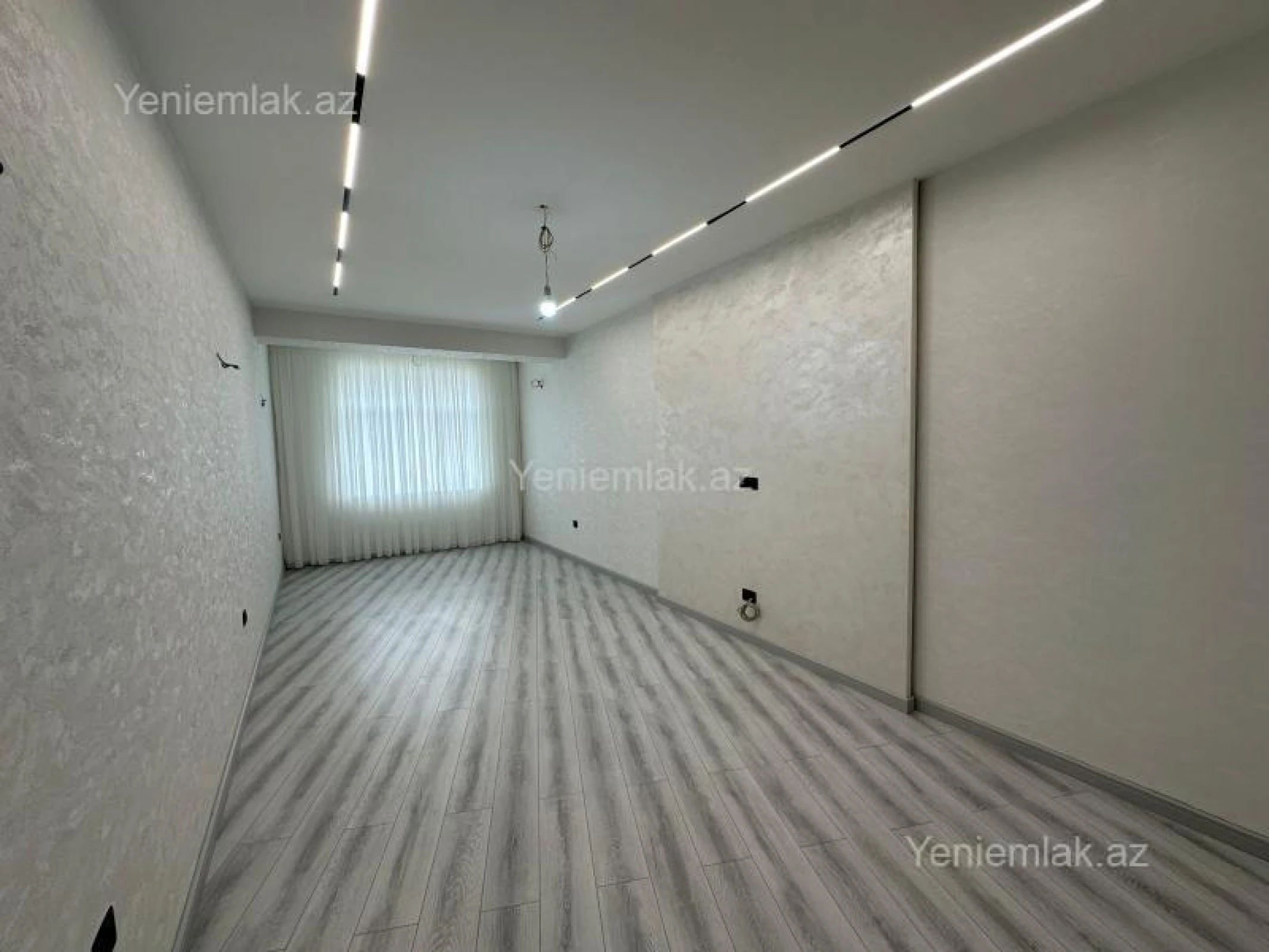 Satılır 3 otaqlı yeni tikili 131 m²