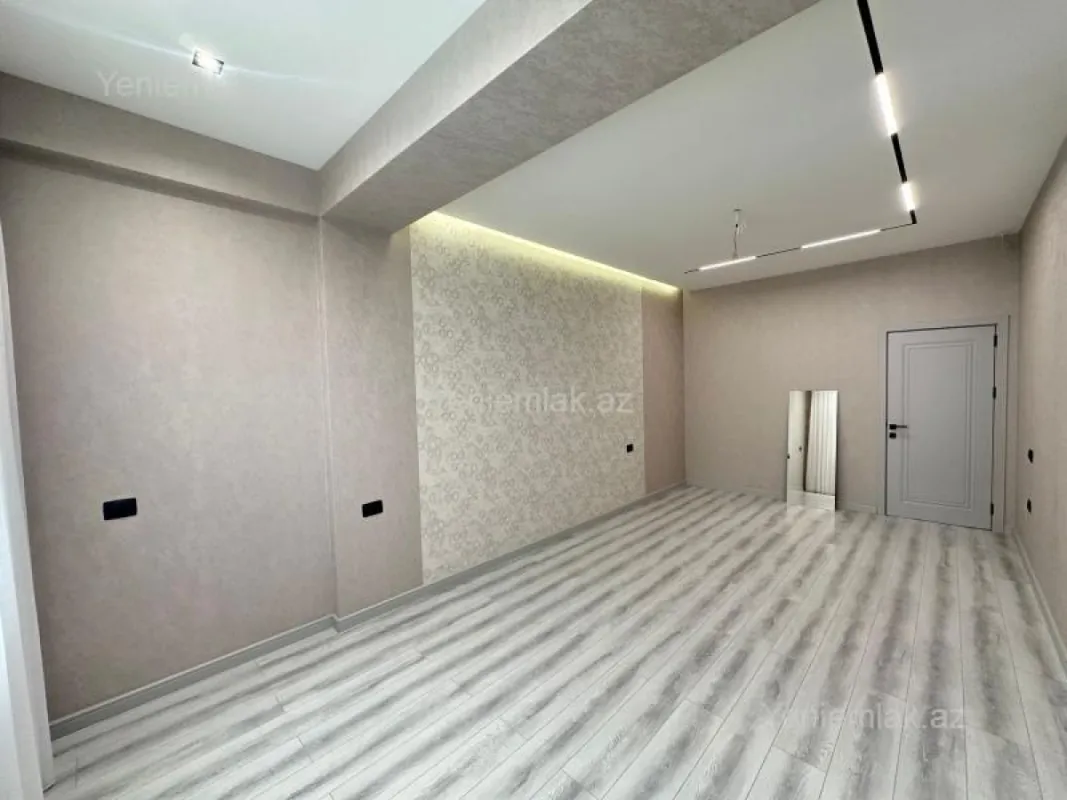 Satılır 3 otaqlı yeni tikili 131 m²