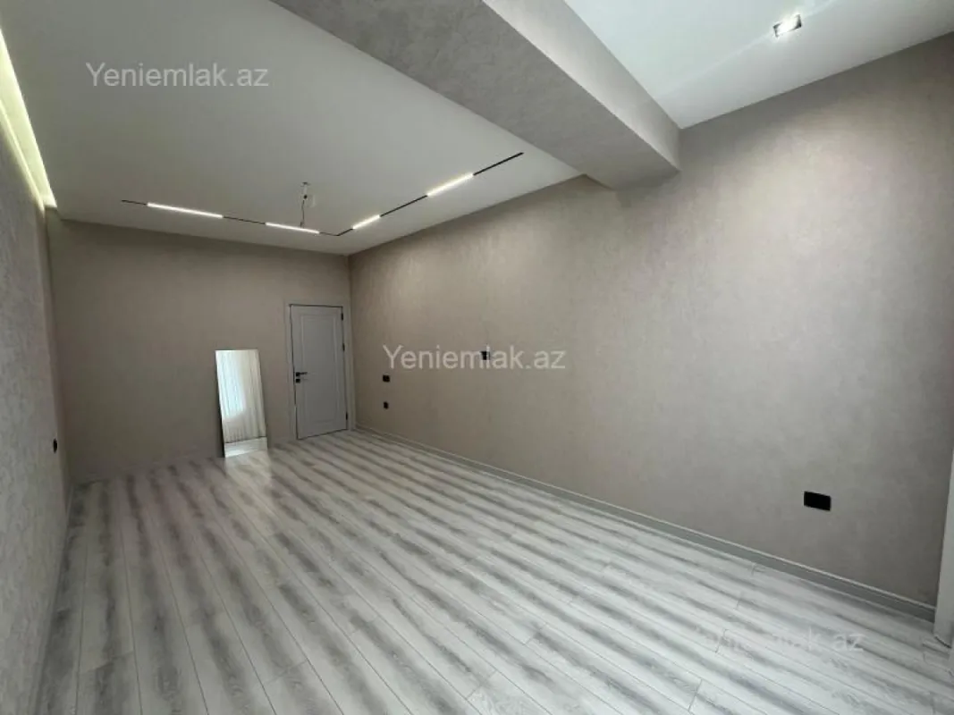 Satılır 3 otaqlı yeni tikili 131 m²