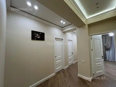 Satılır 3 otaqlı yeni tikili 98.5 m²