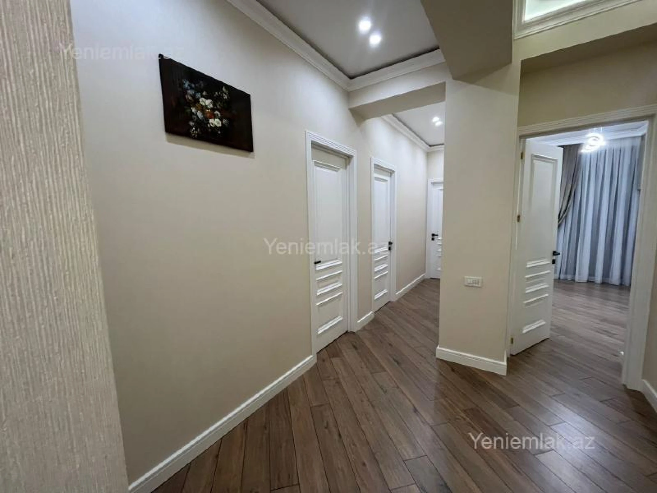 Satılır 3 otaqlı yeni tikili 98.5 m²