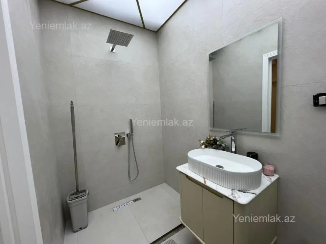 Satılır 3 otaqlı yeni tikili 98.5 m²