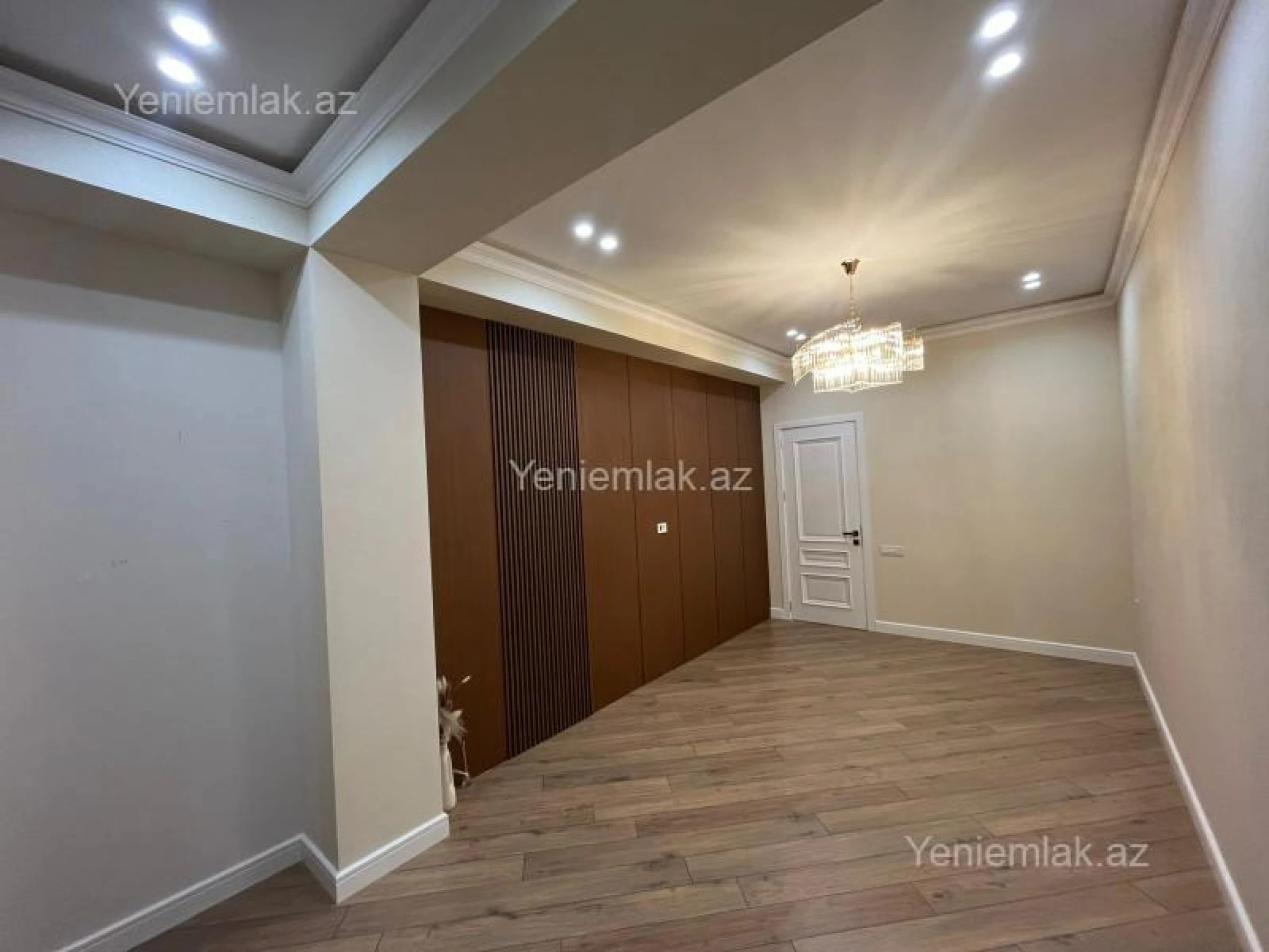 Satılır 3 otaqlı yeni tikili 98.5 m²