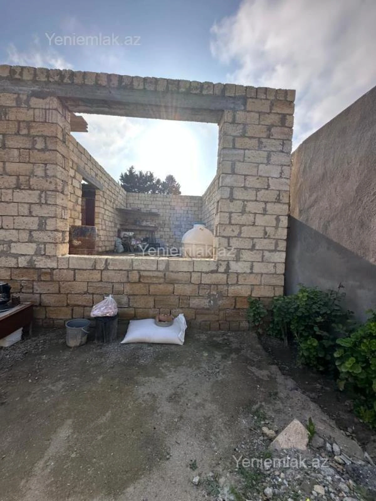 Satılır 3 otaqlı həyət evi 100 m²