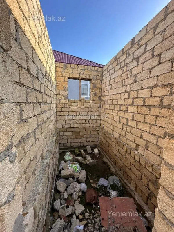 Satılır 3 otaqlı həyət evi 100 m²