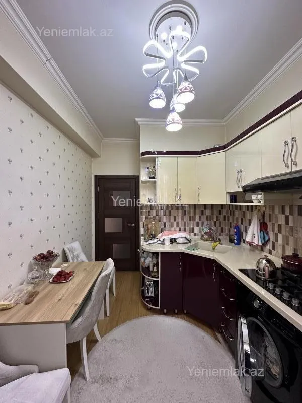 Satılır 2 otaqlı yeni tikili 63 m²