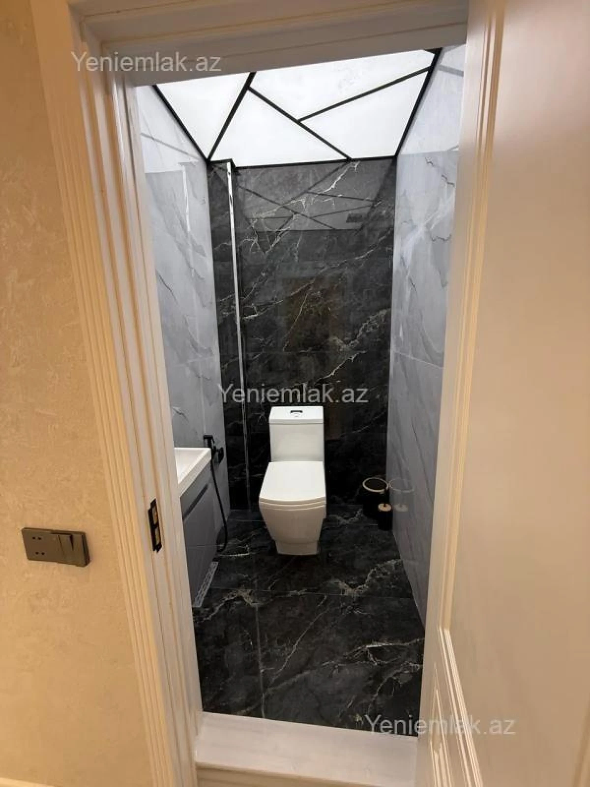 Satılır 2 otaqlı yeni tikili 95 m²