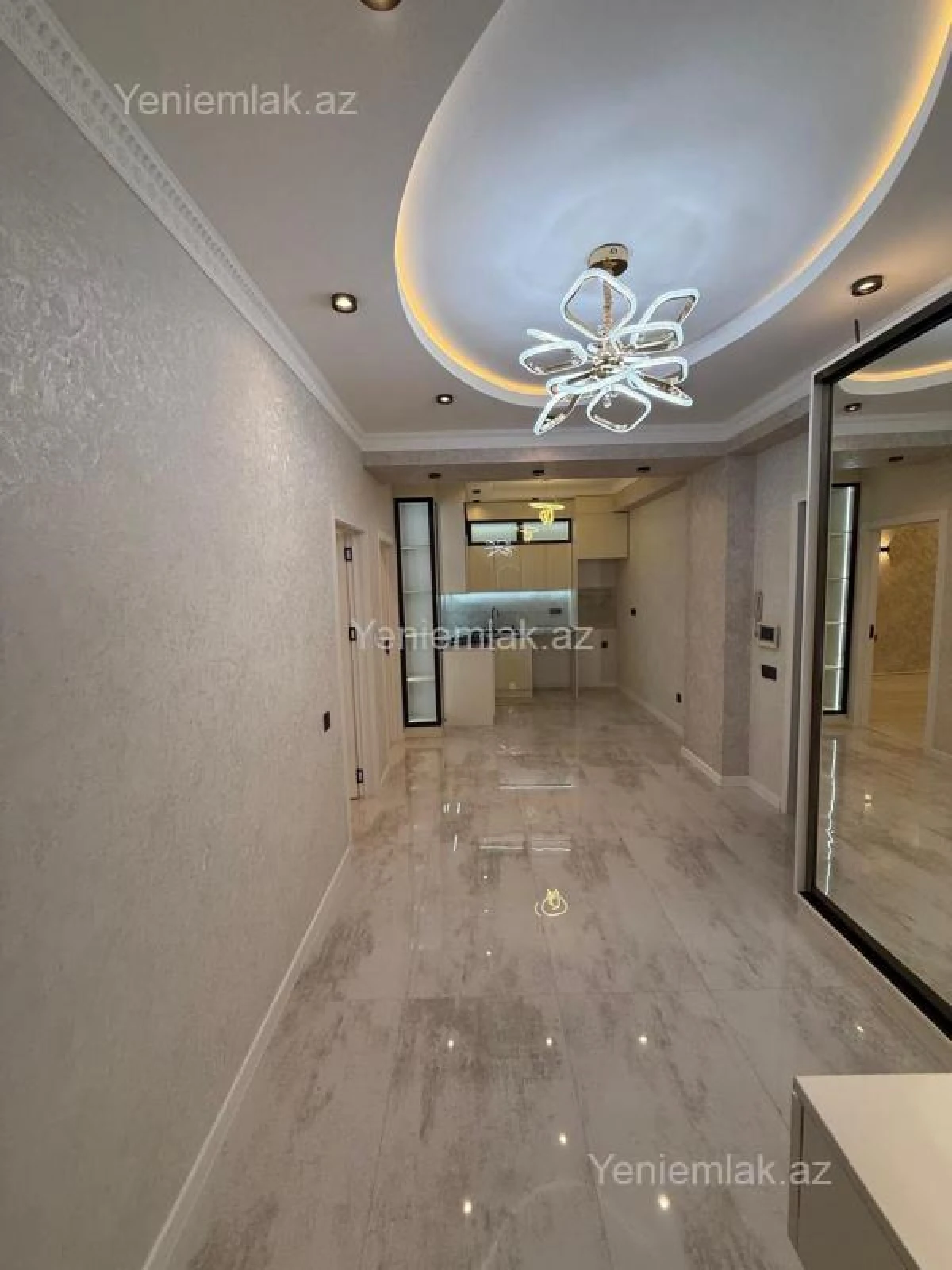 Satılır 2 otaqlı yeni tikili 95 m²