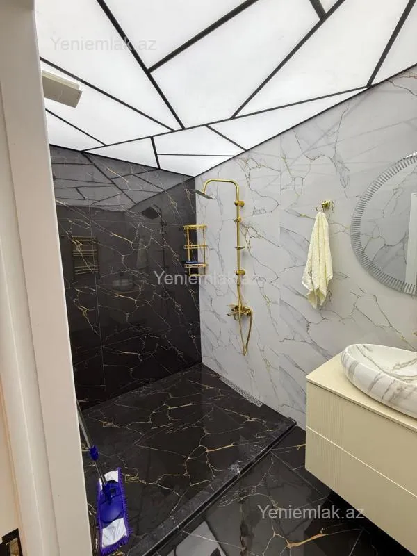 Satılır 2 otaqlı yeni tikili 95 m²