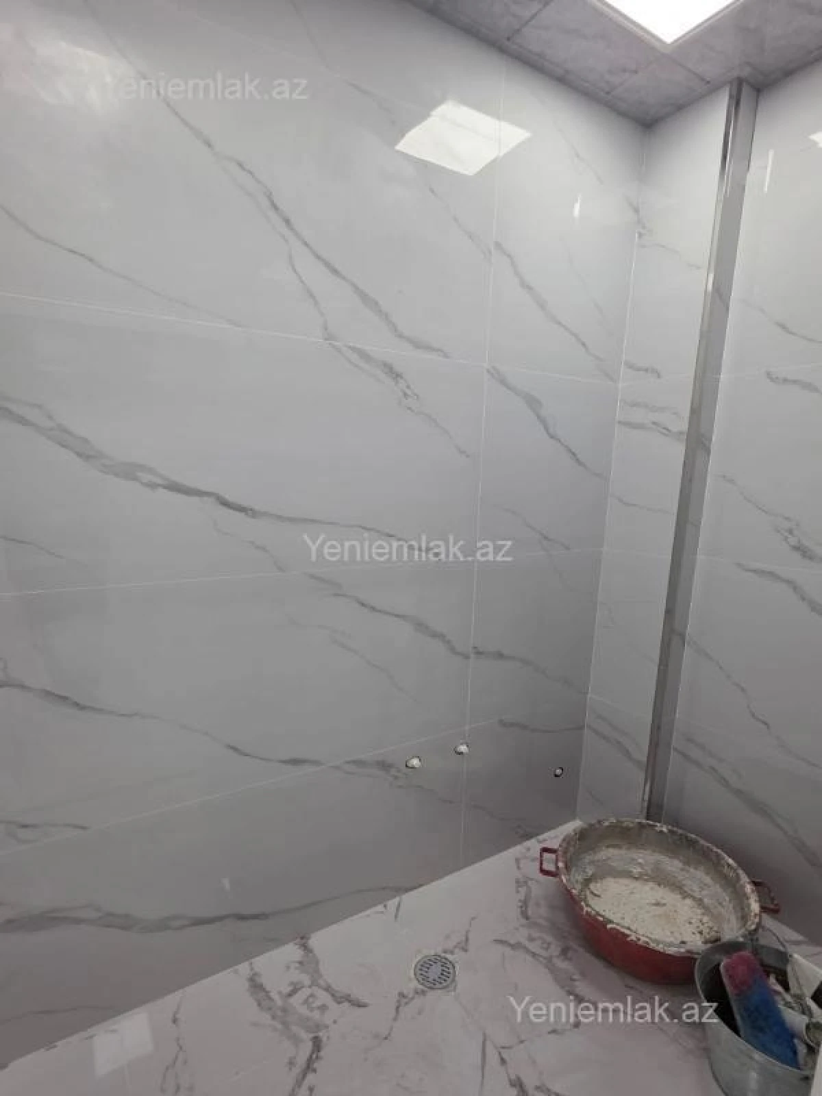 Satılır 3 otaqlı yeni tikili 81 m²