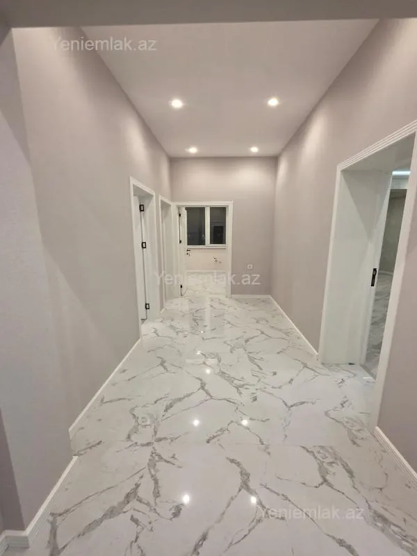 Satılır 3 otaqlı yeni tikili 81 m²
