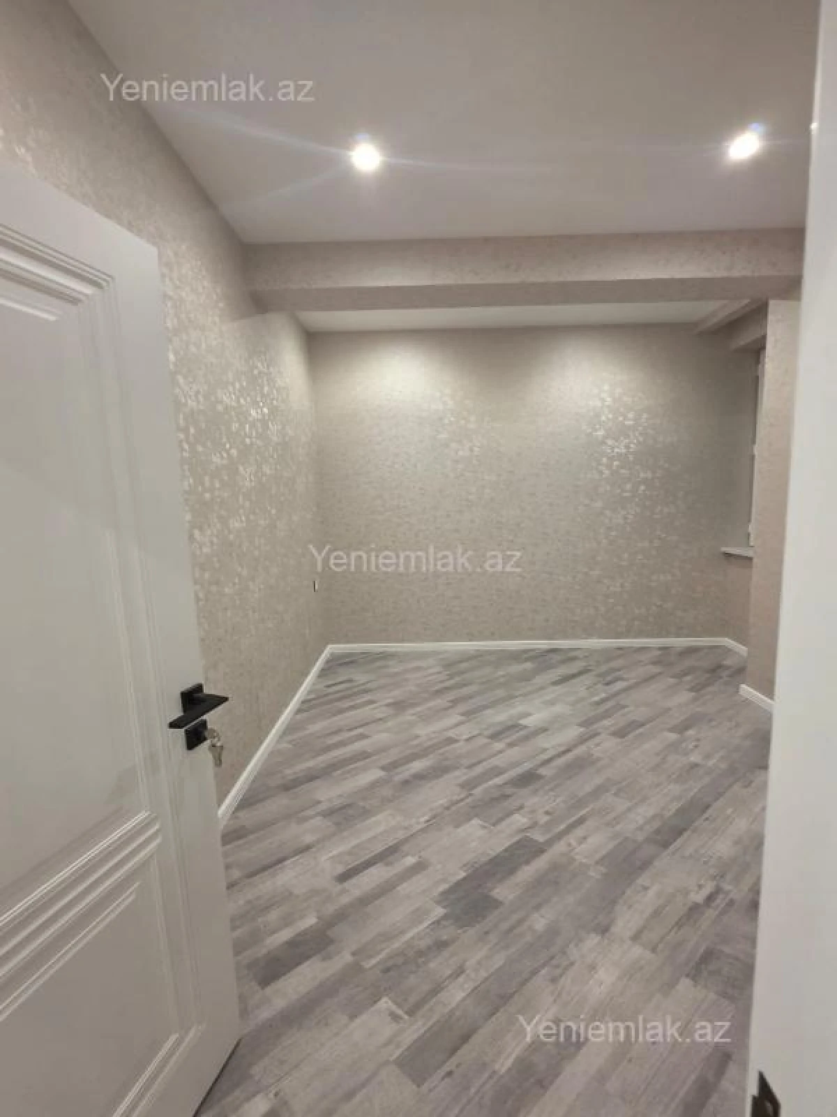Satılır 3 otaqlı yeni tikili 81 m²