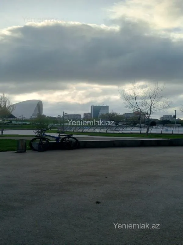 Satılır 3 otaqlı yeni tikili 156 m²