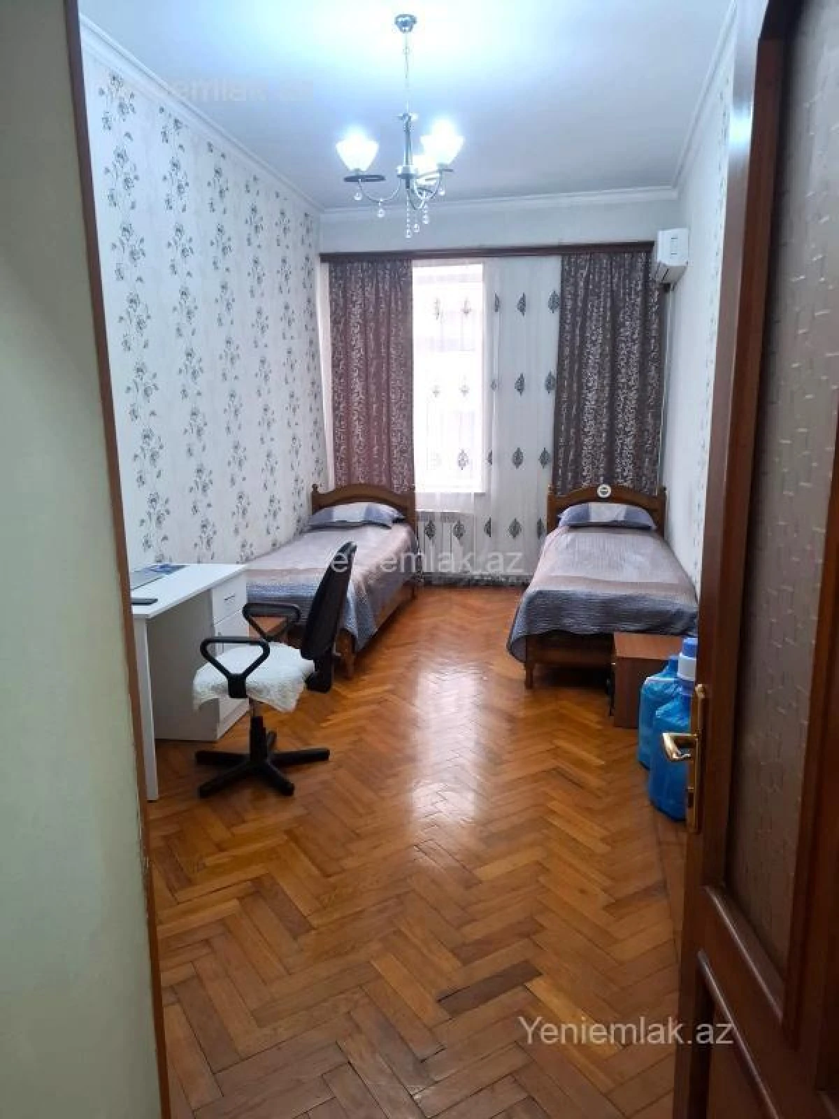 Satılır 3 otaqlı köhnə tikili 80 m²