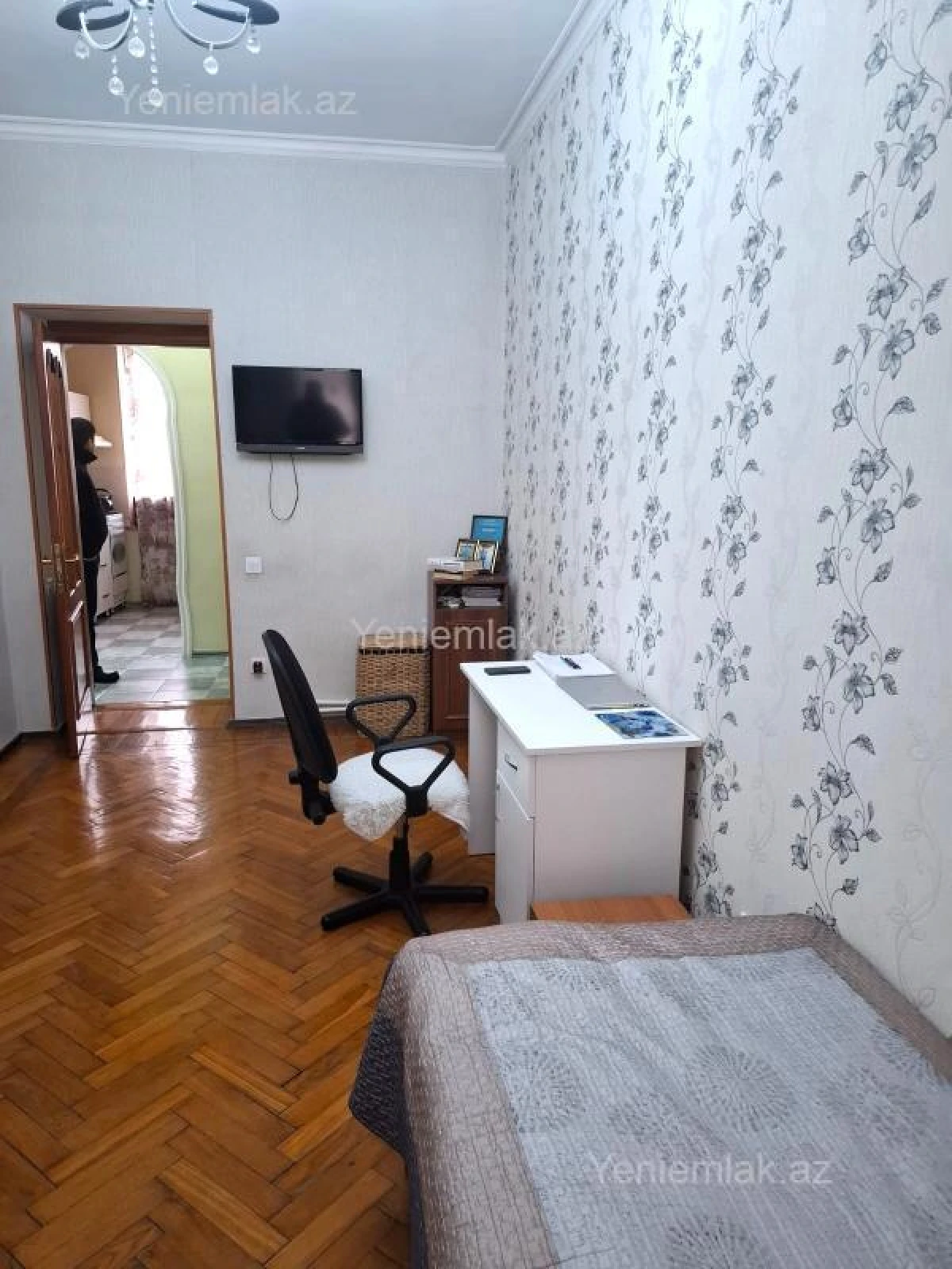 Satılır 3 otaqlı köhnə tikili 80 m²