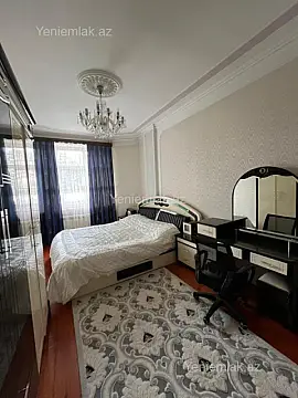 Satılır 4 otaqlı yeni tikili 130 m²