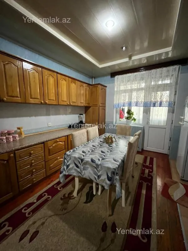 Satılır 4 otaqlı yeni tikili 130 m²
