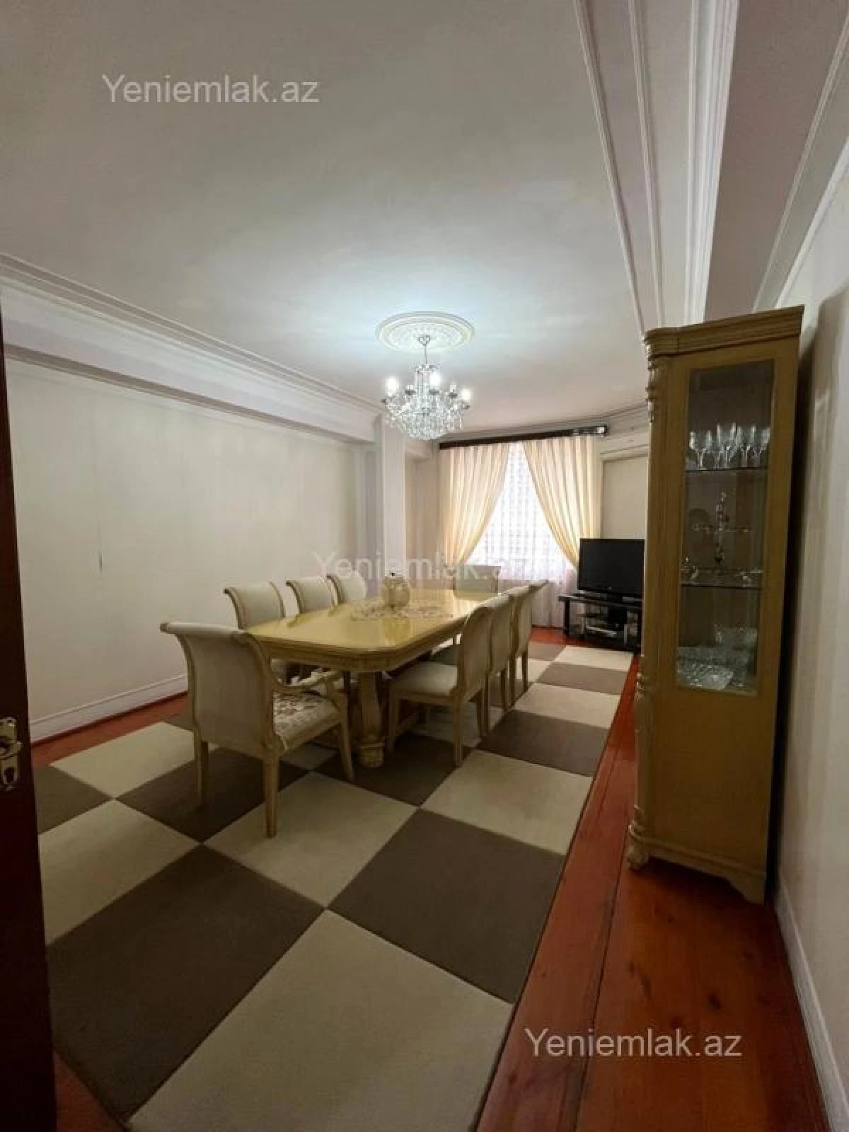 Satılır 4 otaqlı yeni tikili 130 m²