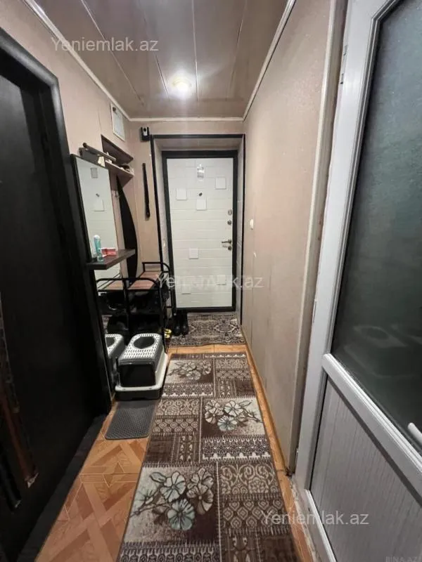 Satılır 3 otaqlı köhnə tikili 70 m²
