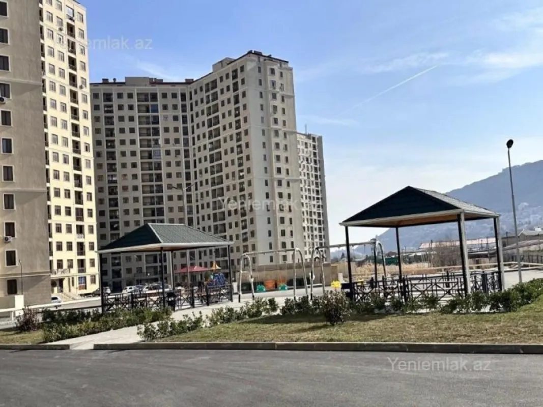 Satılır 2 otaqlı yeni tikili 90 m²