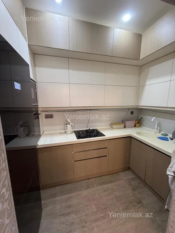 Satılır 3 otaqlı yeni tikili 94 m²