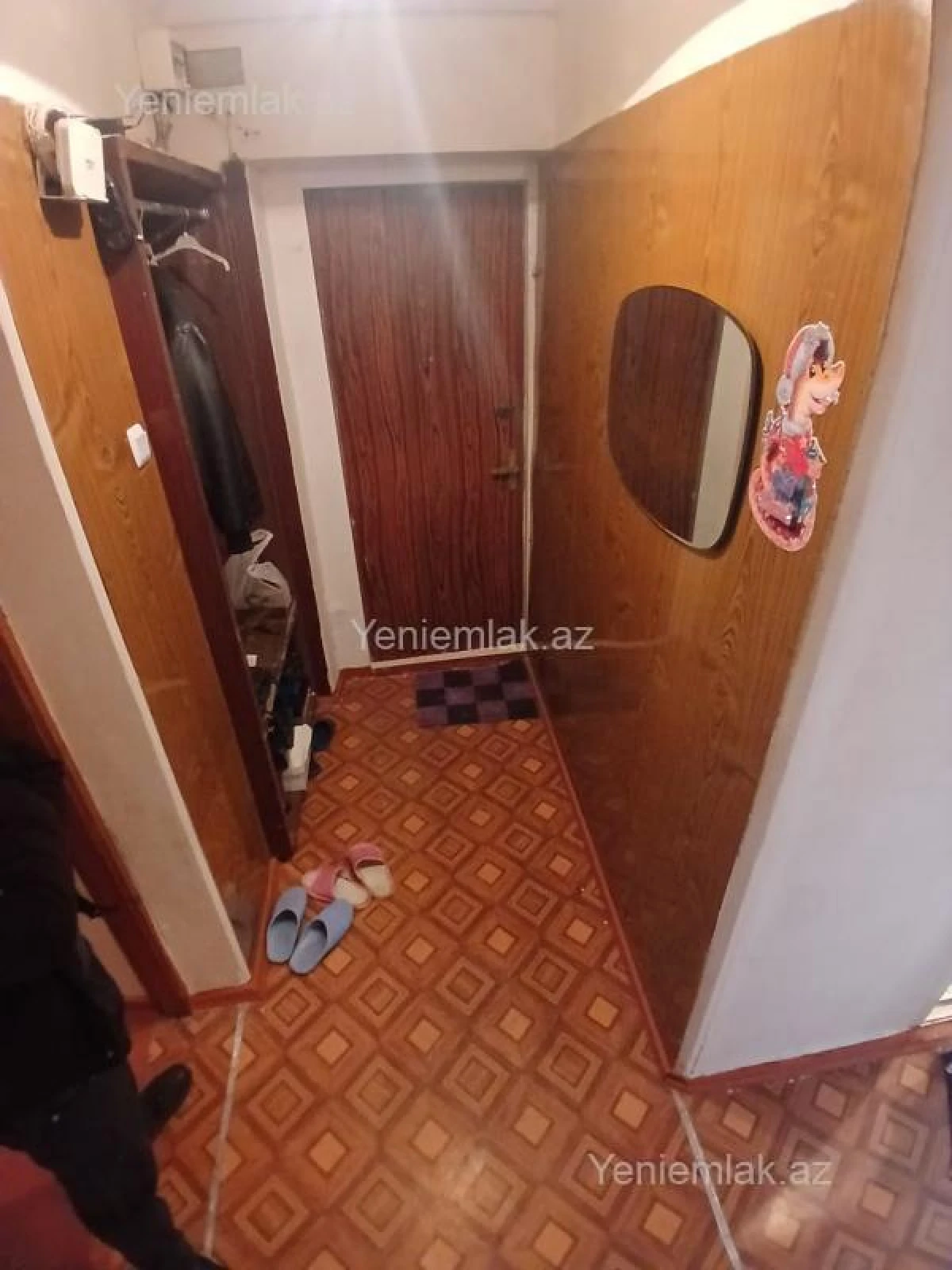 Satılır 3 otaqlı köhnə tikili 75 m²