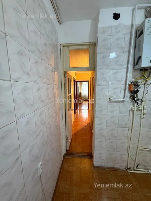 Satılır 3 otaqlı köhnə tikili 85 m²