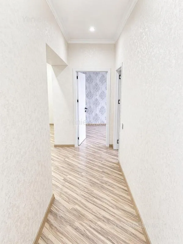Satılır 3 otaqlı yeni tikili 100 m²