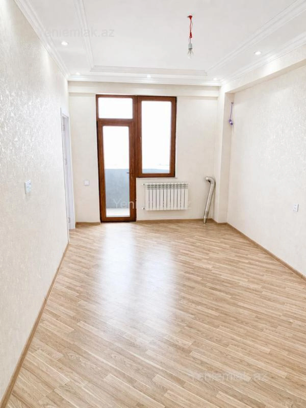 Satılır 3 otaqlı yeni tikili 100 m²