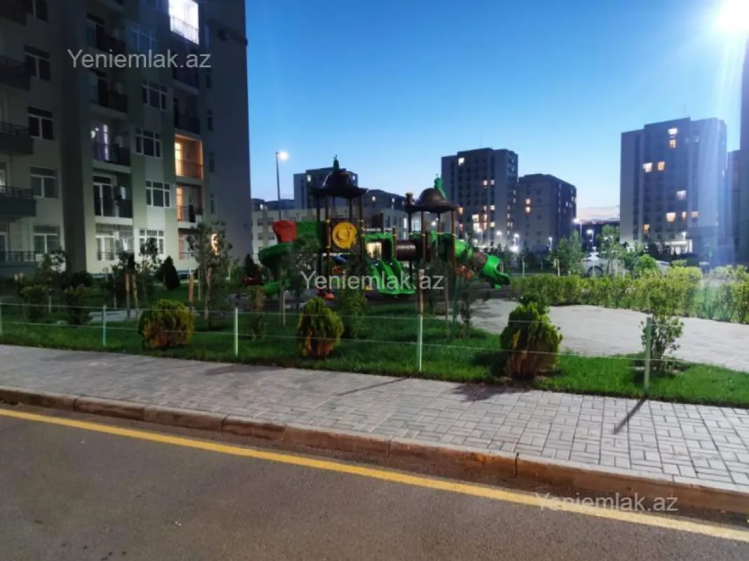 Satılır 4 otaqlı yeni tikili 120 m²